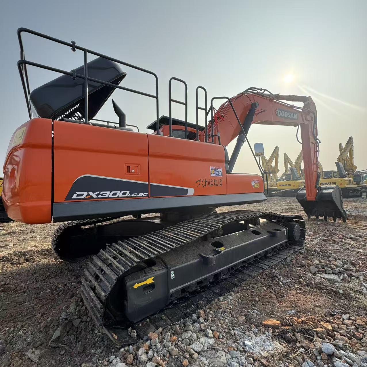 Used Excavator Doosan DX300