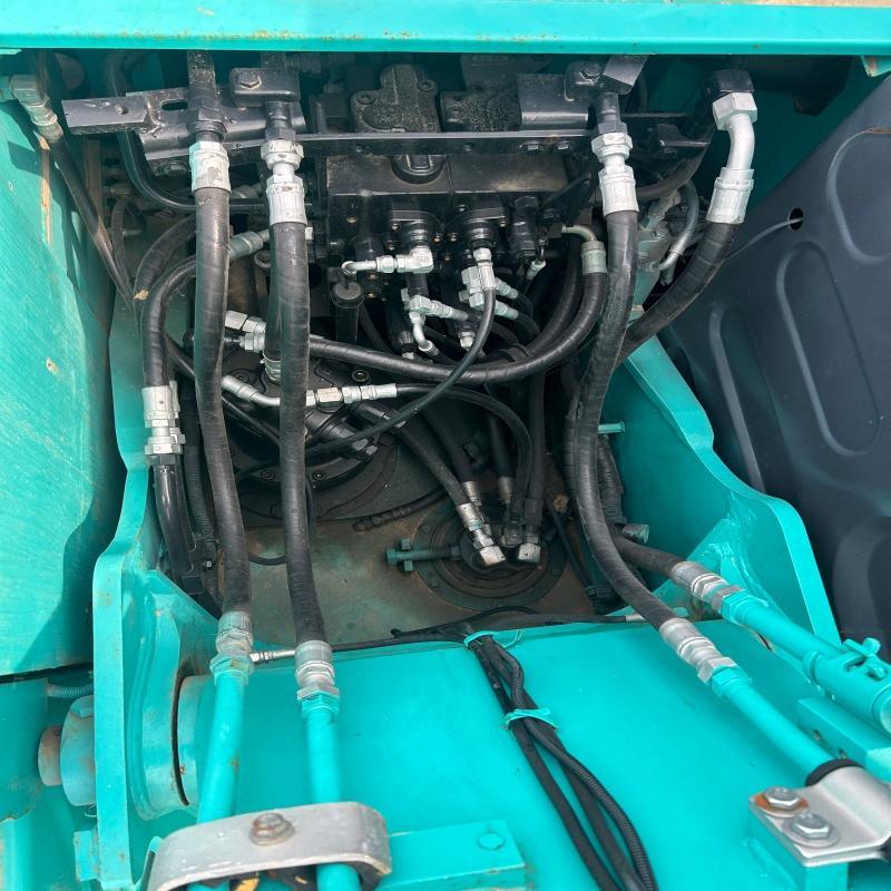 Kobelco SK140LC