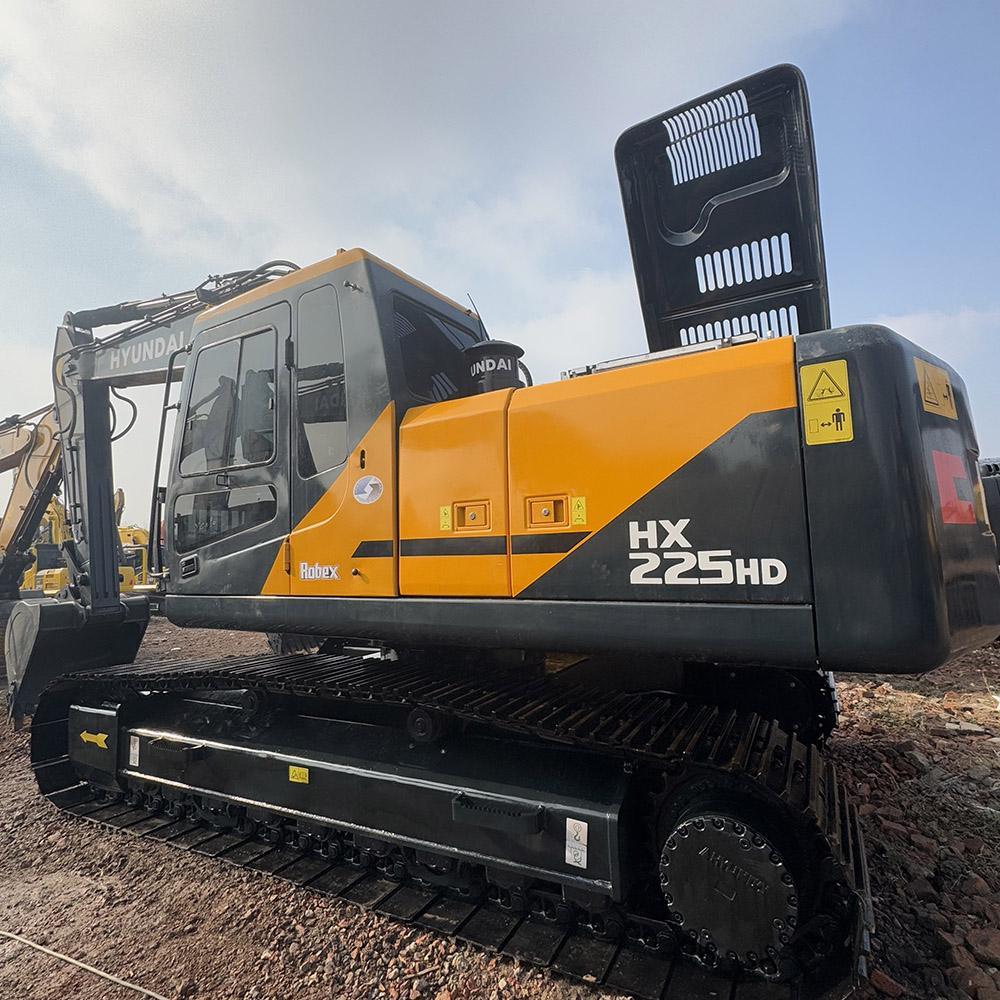 used Hyundai 225 excavator