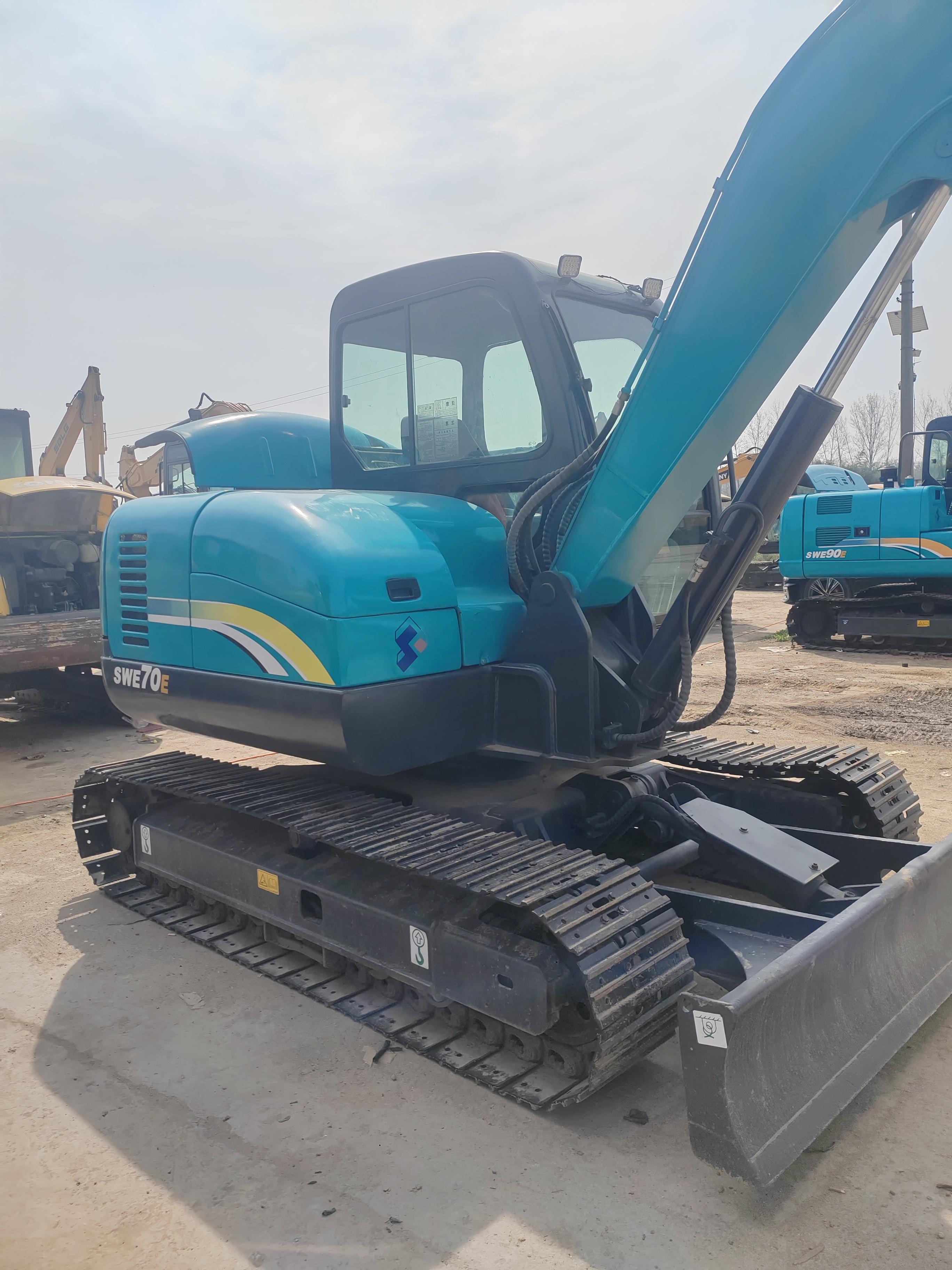 Used Sunward SWE70 Excavator
